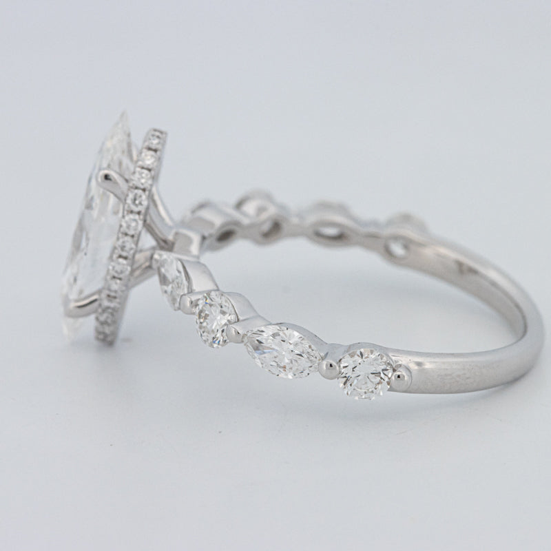 1,57 CT Marquise Cut Under-Halo Pavé Solitaire (LG)