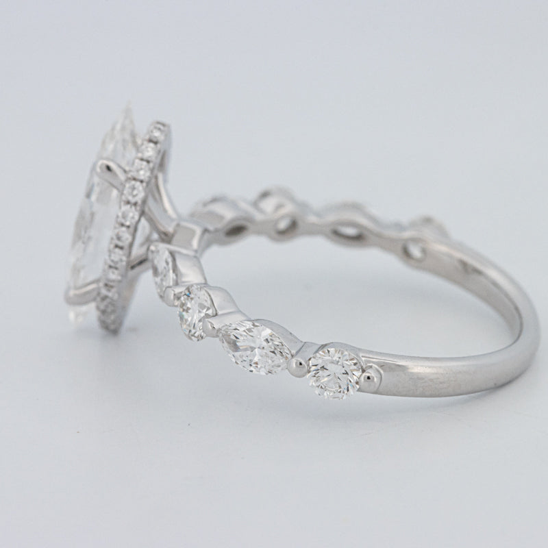 1,57 CT Marquise Cut Under-Halo Pavé Solitaire (LG)