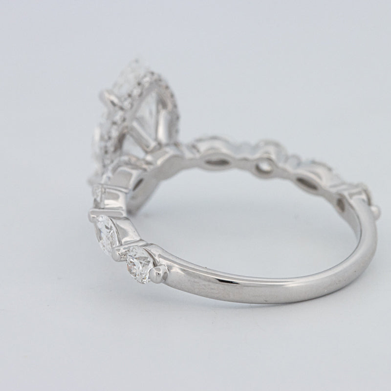 1,57 CT Marquise Cut Under-Halo Pavé Solitaire (LG)