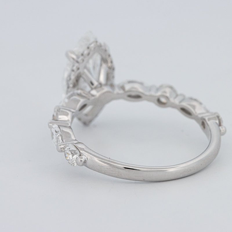 1,57 CT Marquise Cut Under-Halo Pavé Solitaire (LG)