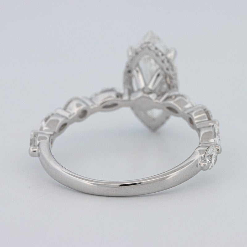 1,57 CT Marquise Cut Under-Halo Pavé Solitaire (LG)