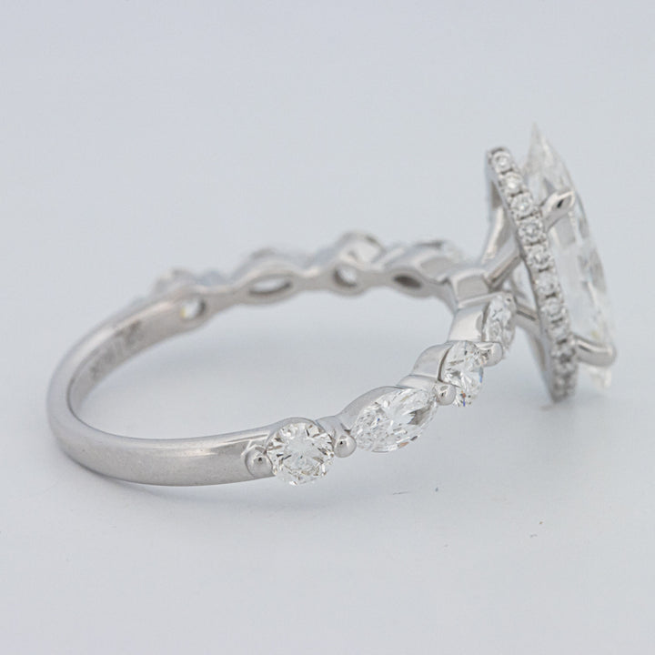 1,57 CT Marquise Cut Under-Halo Pavé Solitaire (LG)