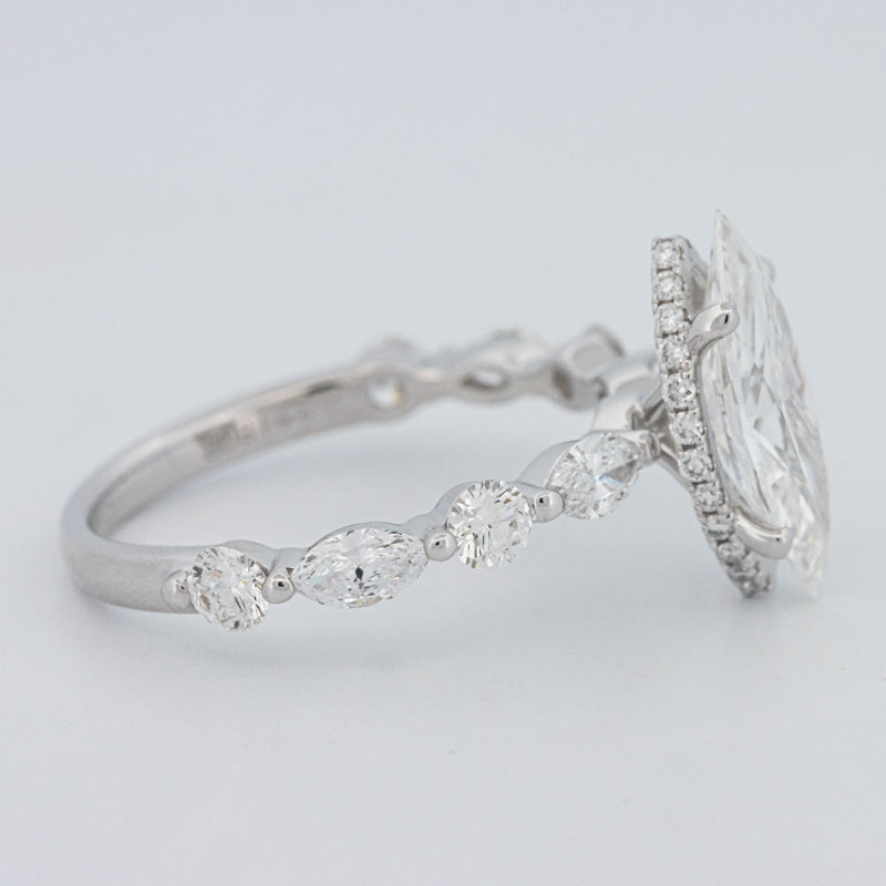 1,57 CT Marquise Cut Under-Halo Pavé Solitaire (LG)