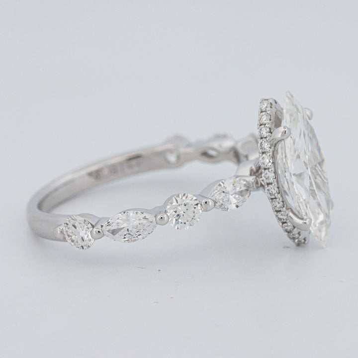 1,57 CT Marquise Cut Under-Halo Pavé Solitaire (LG)