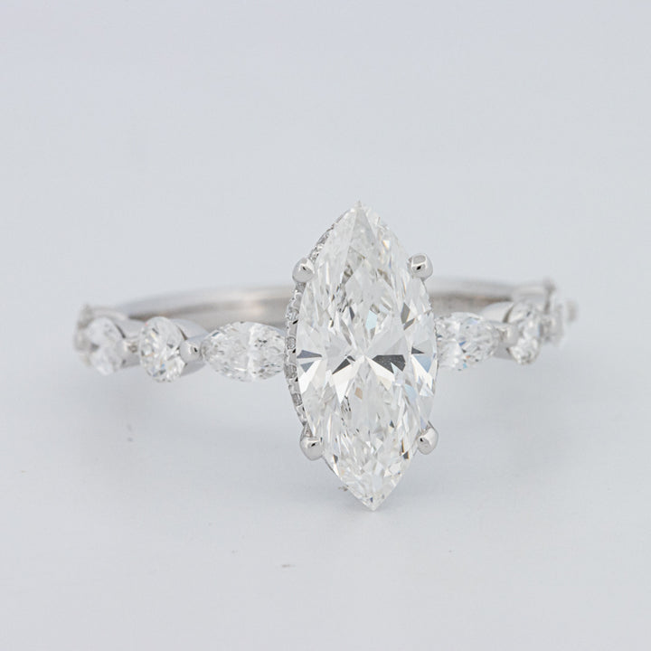 1,57 CT Marquise Cut Under-Halo Pavé Solitaire (LG)