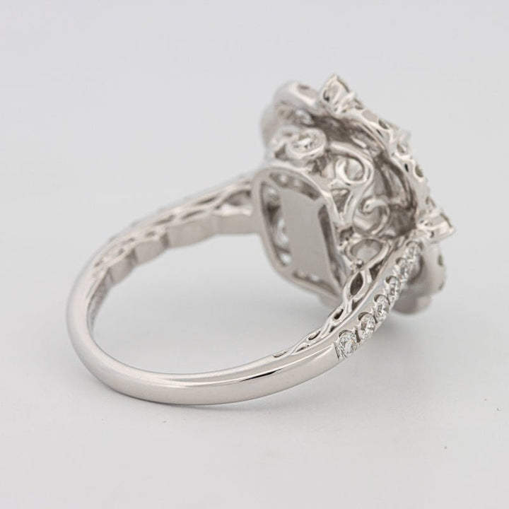 "Queen" Solitaire (LG) - ZIZOV DIAMONDS