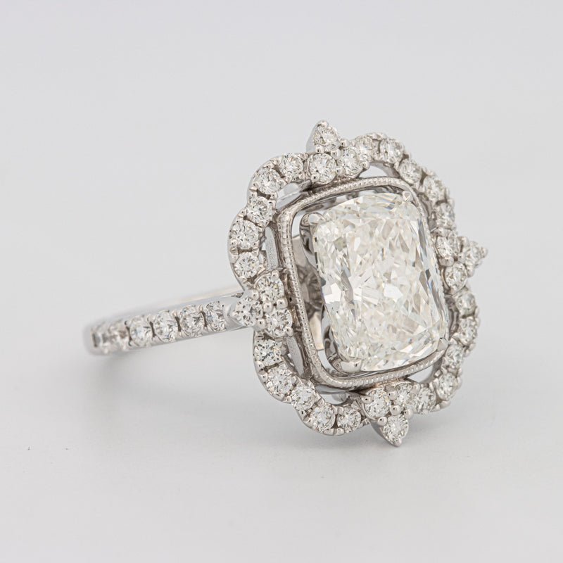 "Queen" Solitaire (LG) - ZIZOV DIAMONDS