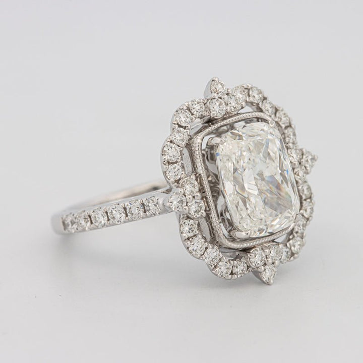 "Queen" Solitaire (LG) - ZIZOV DIAMONDS