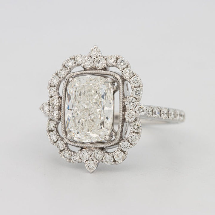 "Queen" Solitaire (LG) - ZIZOV DIAMONDS