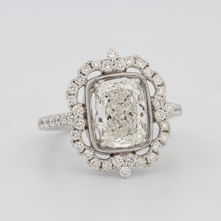 "Queen" Solitaire (LG) - ZIZOV DIAMONDS