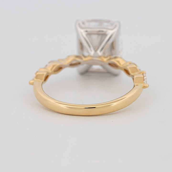 The "Anaïs" Solitaire (LG) - ZIZOV DIAMONDS