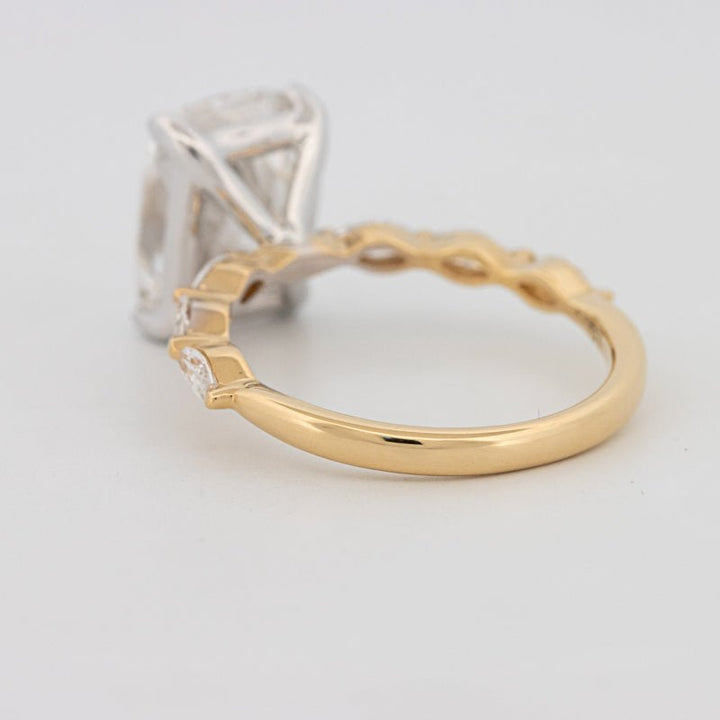 The "Anaïs" Solitaire (LG) - ZIZOV DIAMONDS