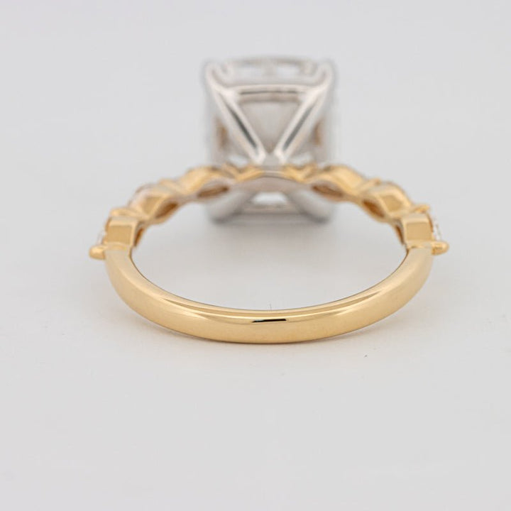 The "Anaïs" Solitaire (LG) - ZIZOV DIAMONDS