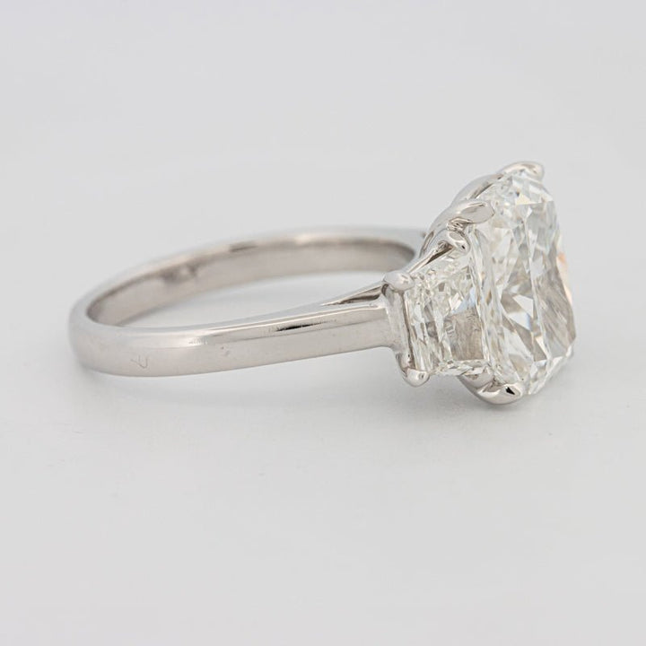 The "Aura" Solitaire (LG) - ZIZOV DIAMONDS