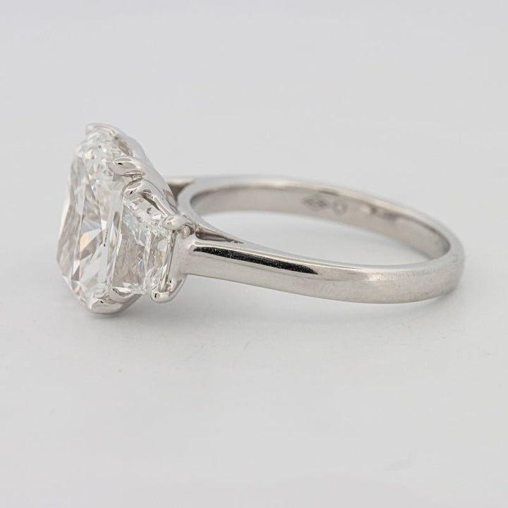 The "Aura" Solitaire (LG) - ZIZOV DIAMONDS