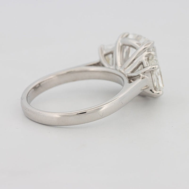 The "Aura" Solitaire (LG) - ZIZOV DIAMONDS
