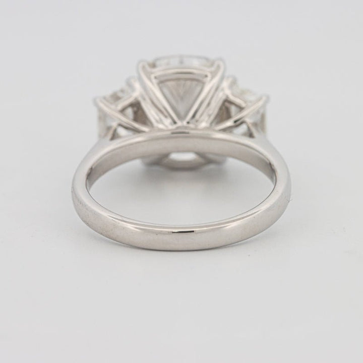 The "Aura" Solitaire (LG) - ZIZOV DIAMONDS