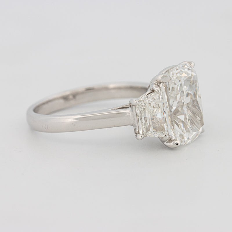 The "Aura" Solitaire (LG) - ZIZOV DIAMONDS