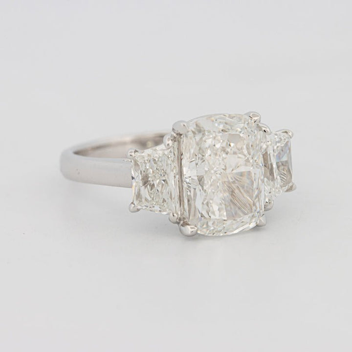 The "Aura" Solitaire (LG) - ZIZOV DIAMONDS