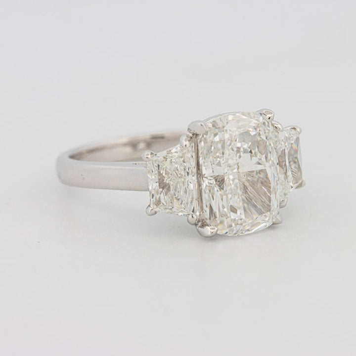 The "Aura" Solitaire (LG) - ZIZOV DIAMONDS