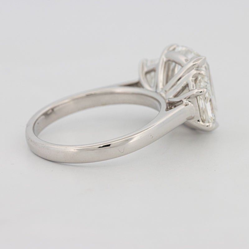 The "Aura" Solitaire (LG) - ZIZOV DIAMONDS