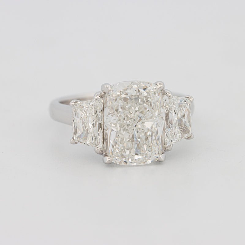 The "Aura" Solitaire (LG) - ZIZOV DIAMONDS