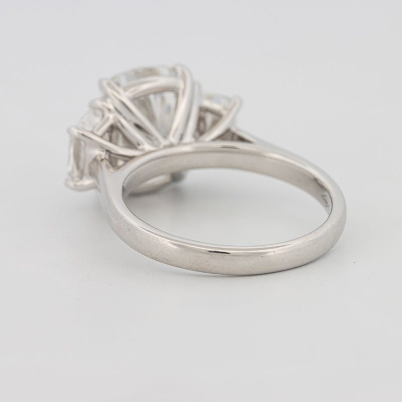 The "Aura" Solitaire (LG) - ZIZOV DIAMONDS