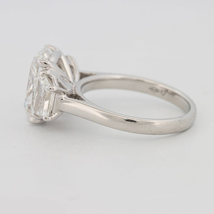 The "Aura" Solitaire (LG) - ZIZOV DIAMONDS