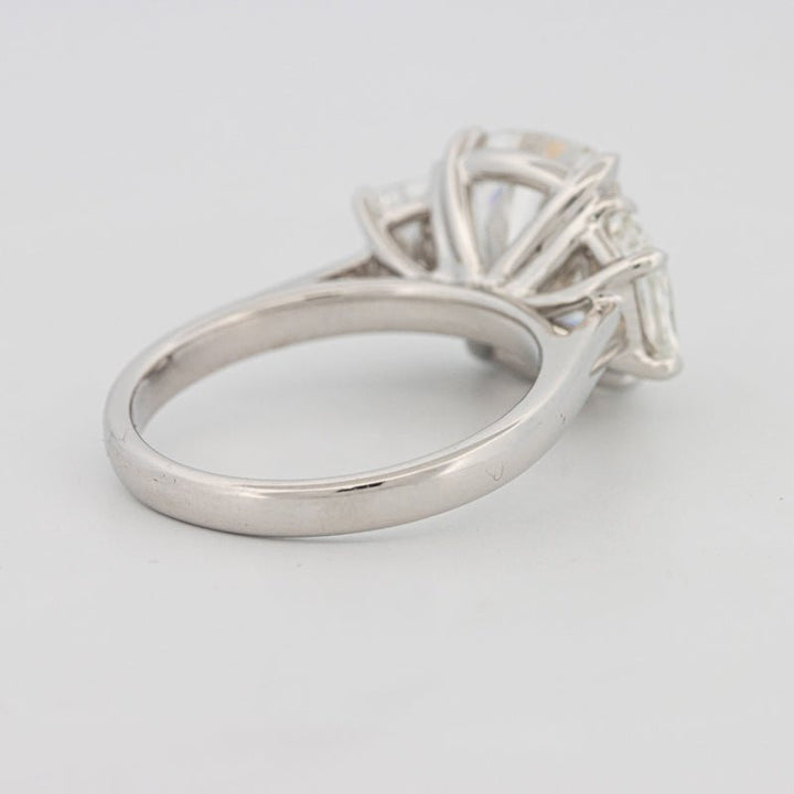 The "Aura" Solitaire (LG) - ZIZOV DIAMONDS