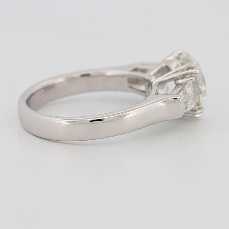 The "Dynasty" Solitaire (LG) - ZIZOV DIAMONDS