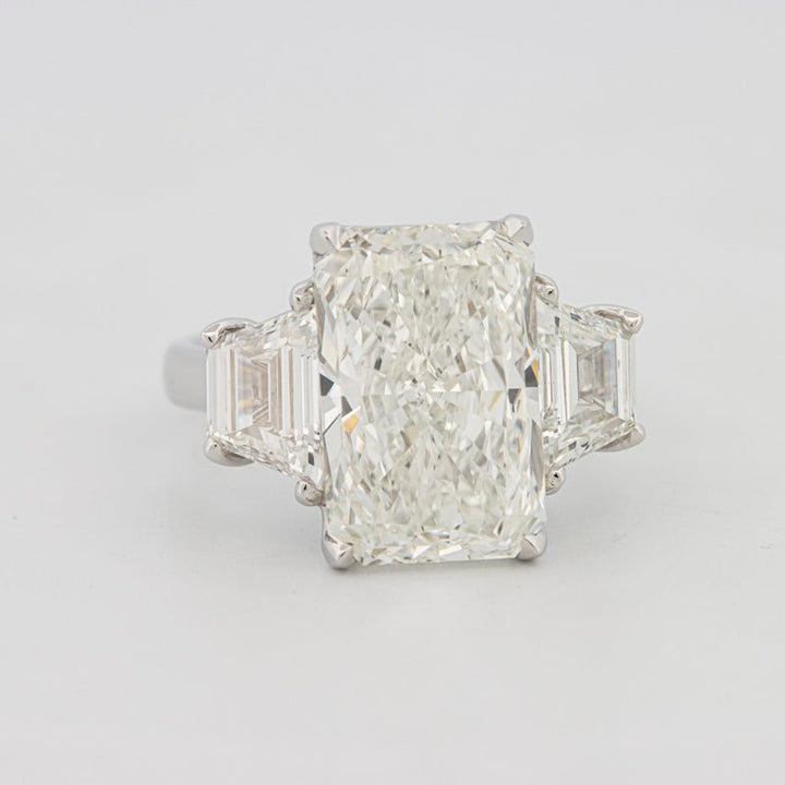 The "Jane" Solitaire (LG) - ZIZOV DIAMONDS