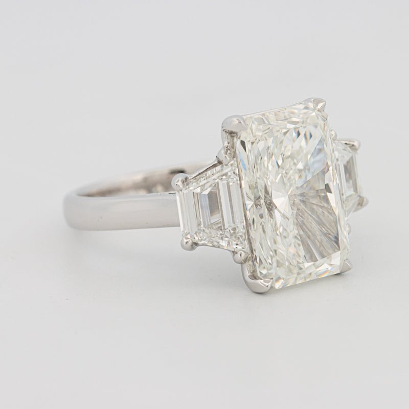 The "Jane" Solitaire (LG) - ZIZOV DIAMONDS