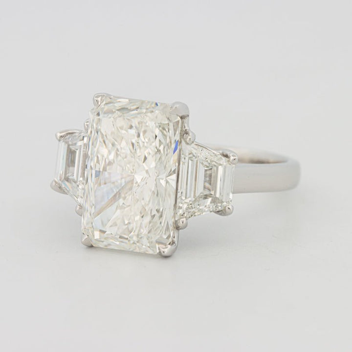 The "Jane" Solitaire (LG) - ZIZOV DIAMONDS