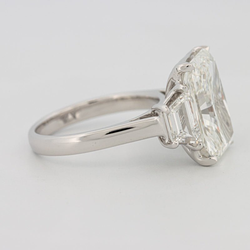 The "Jane" Solitaire (LG) - ZIZOV DIAMONDS