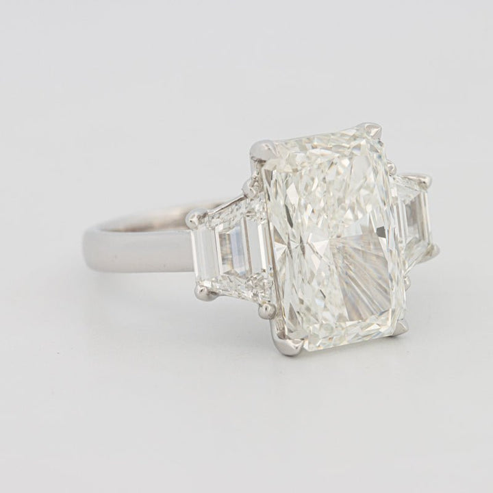 The "Jane" Solitaire (LG) - ZIZOV DIAMONDS