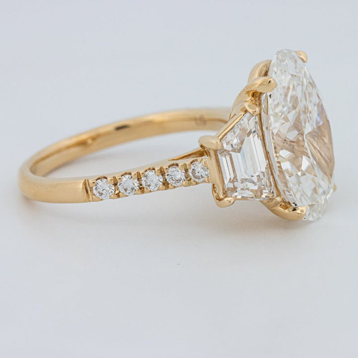 The "Mytheresa" Solitaire (LG) - ZIZOV DIAMONDS