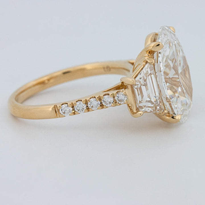 The "Mytheresa" Solitaire (LG) - ZIZOV DIAMONDS