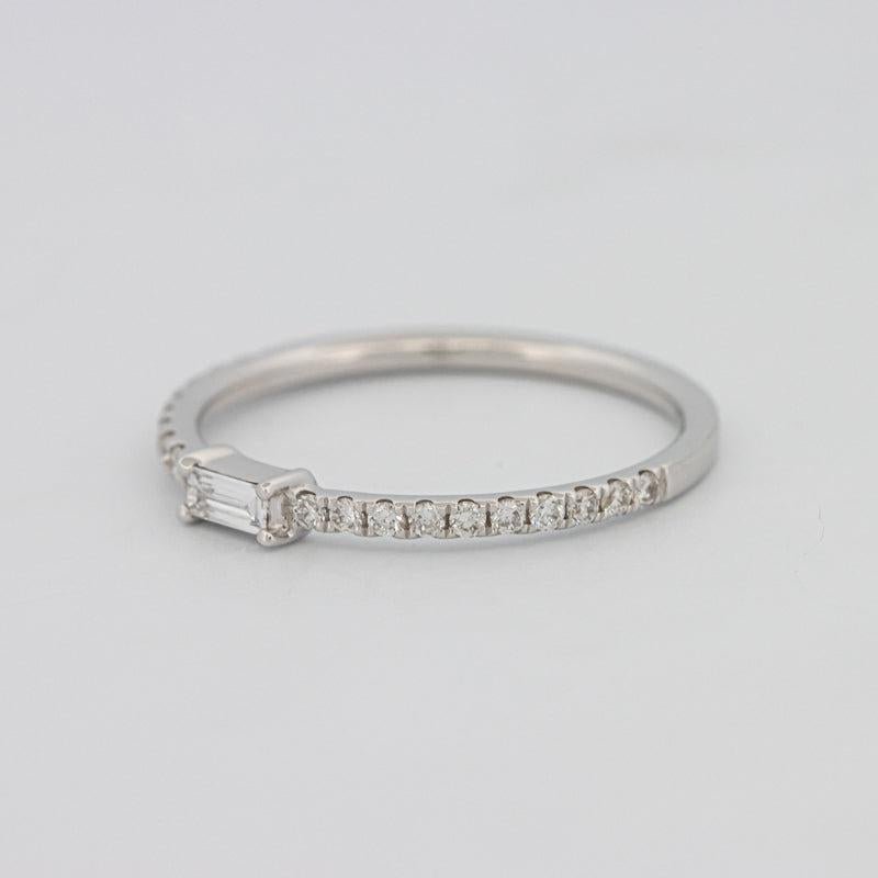 0.20 CT Horizontal Baguette Solitaire Pavé Ring (small) - ZIZOV DIAMONDS
