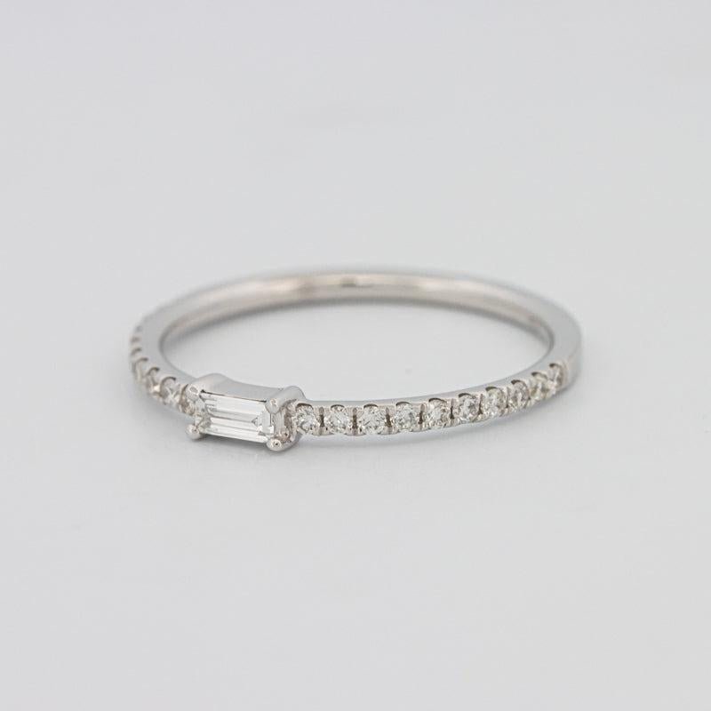 0.20 CT Horizontal Baguette Solitaire Pavé Ring (small) - ZIZOV DIAMONDS