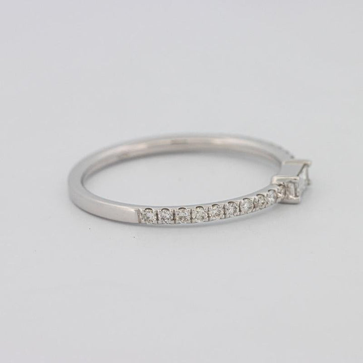 0.20 CT Horizontal Baguette Solitaire Pavé Ring (small) - ZIZOV DIAMONDS