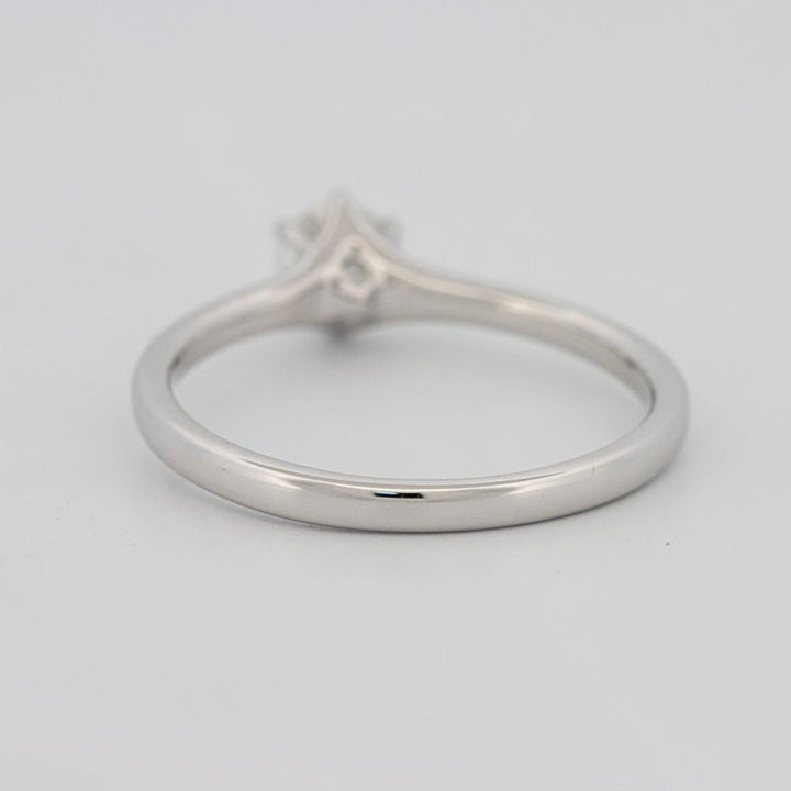 0.28 CT Classic Round Solitaire Ring - ZIZOV DIAMONDS