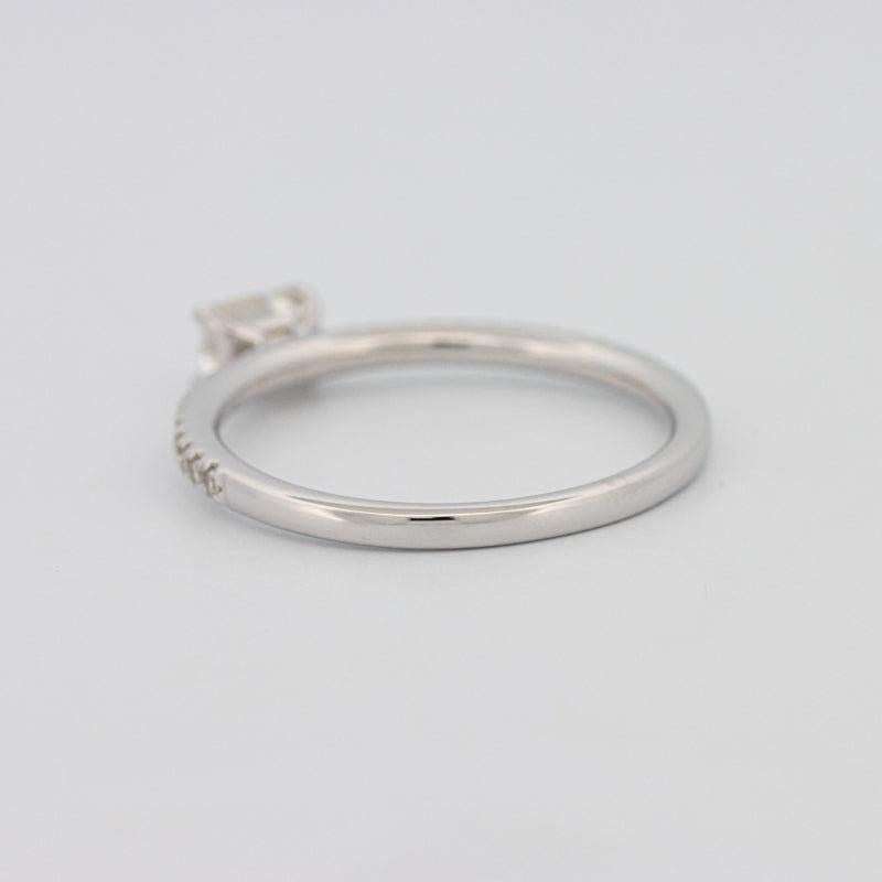 0.30 CT Horizontal Emerald Solitaire Pavé Ring - ZIZOV DIAMONDS