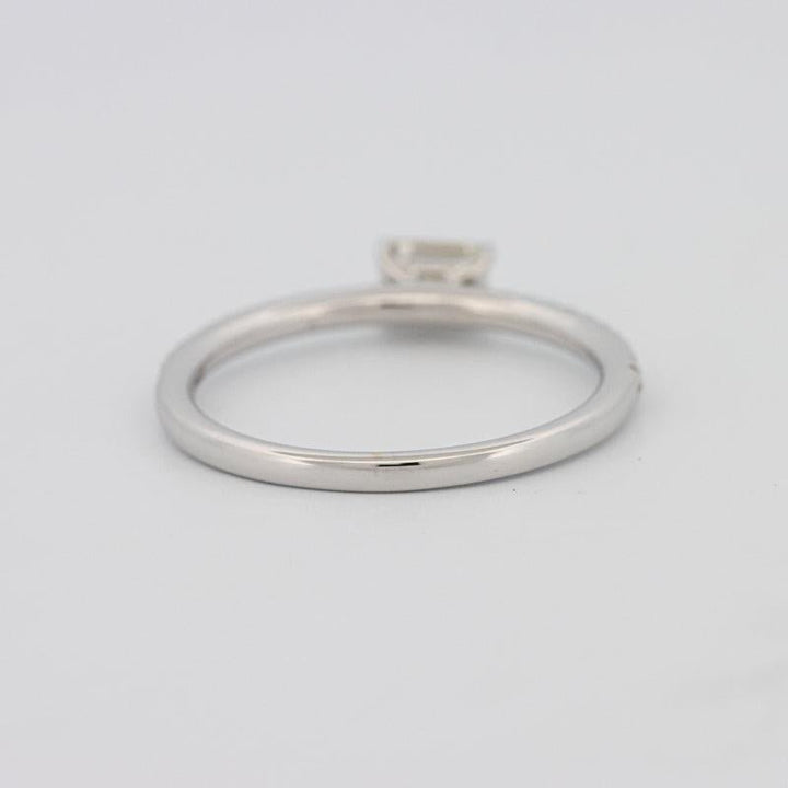 0.30 CT Horizontal Emerald Solitaire Pavé Ring - ZIZOV DIAMONDS