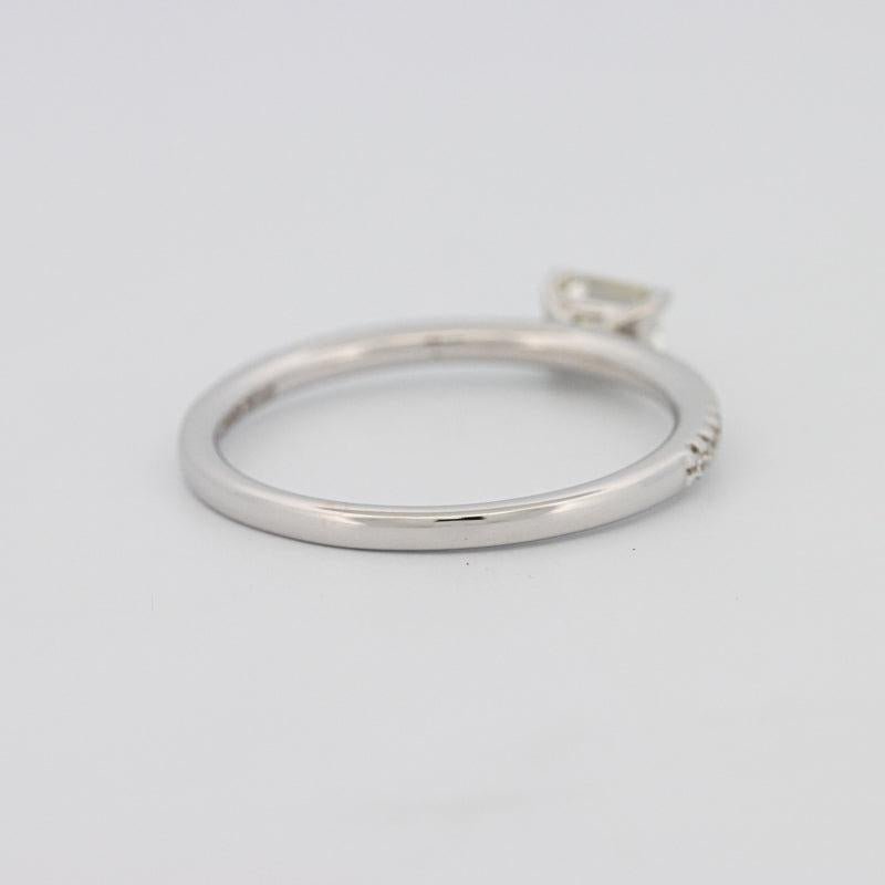 0.30 CT Horizontal Emerald Solitaire Pavé Ring - ZIZOV DIAMONDS