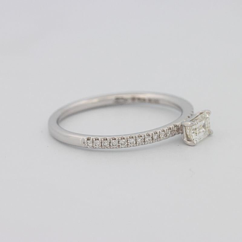 0.30 CT Horizontal Emerald Solitaire Pavé Ring - ZIZOV DIAMONDS