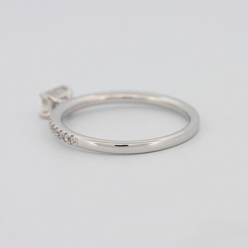 0.30 CT Horizontal Emerald Solitaire Pavé Ring - ZIZOV DIAMONDS