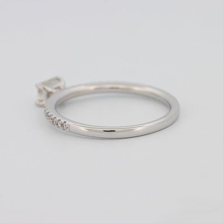 0.30 CT Horizontal Emerald Solitaire Pavé Ring - ZIZOV DIAMONDS