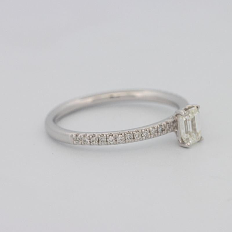 0.37 CT Emerald Solitaire Pavé Ring - ZIZOV DIAMONDS