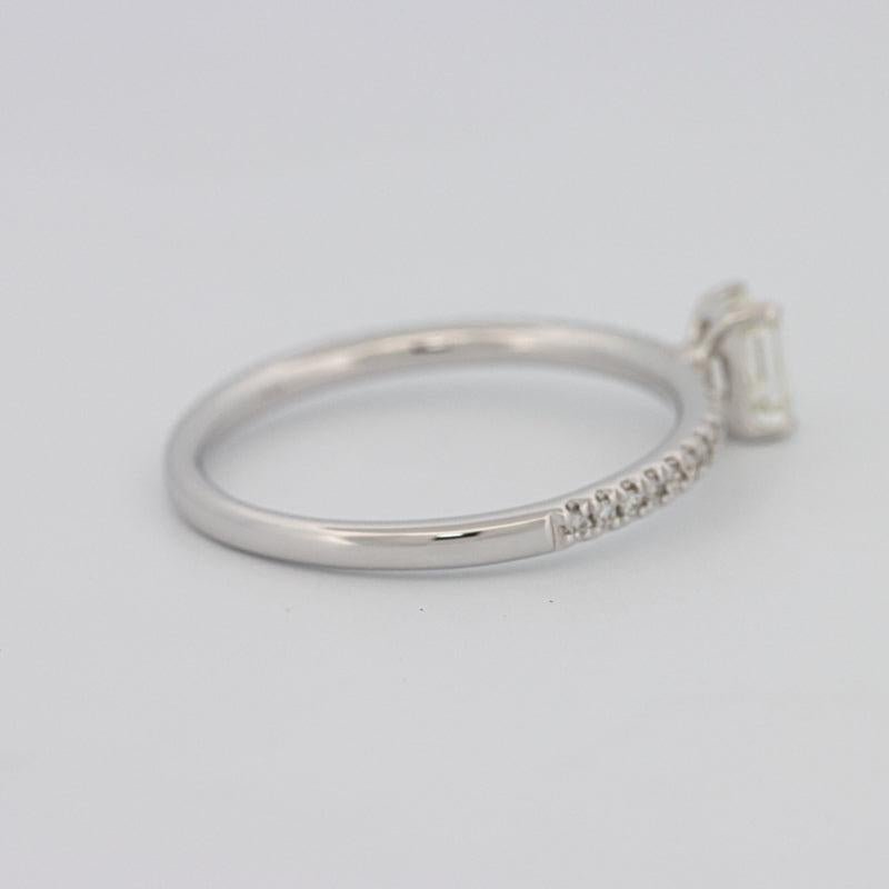 0.37 CT Emerald Solitaire Pavé Ring - ZIZOV DIAMONDS