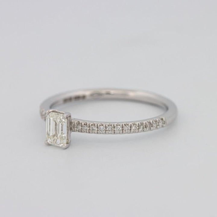 0.37 CT Emerald Solitaire Pavé Ring - ZIZOV DIAMONDS